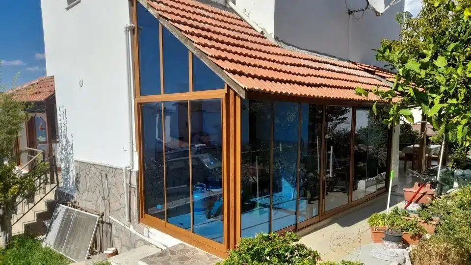 Buca Giyotin Cam Firmaları, Buca Giyotin Cam Firması, Giyotin Cam Firmaları Buca, İzmir Buca Giyotin Cam Firmaları